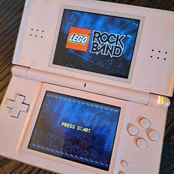 Nintendo DS Lego rockband game and case video game - Picture 8 of 8